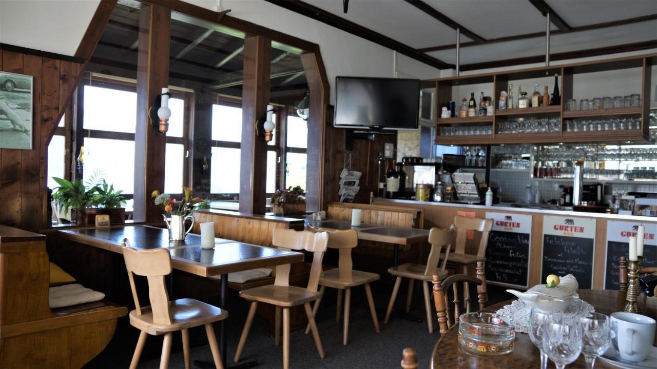 贝亚图斯酒店 Sundlauenen 外观 照片